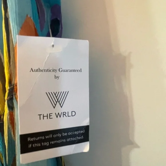 Tory Burch dress.   Lined.  Perfect for your tropical getaway! - Picture 2 of 6